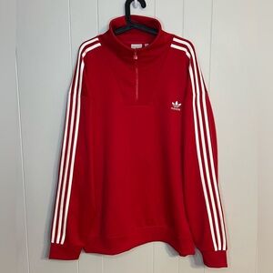Adidas track top funnel neck 1/4 zip size XXL
NWT‎